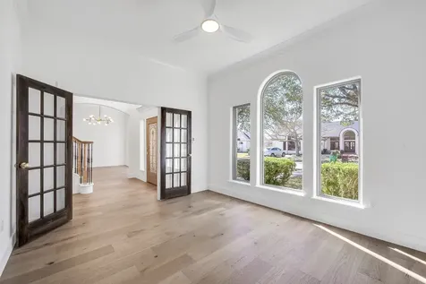 686 Edgewood Drive Montgomery TX 77356