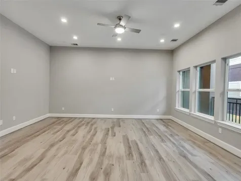 1122 W 16th Street C Houston TX 77008