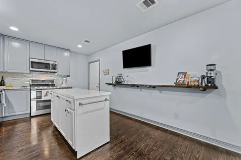 1118 Jocelyn Street Houston TX 77023