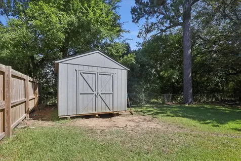 5840 Wynden Way Beaumont TX 77706