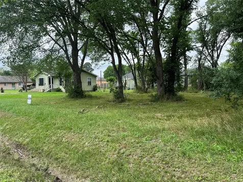 3990 1st Street Brookshire TX 77423