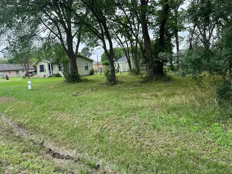 3990 1st Street Brookshire TX 77423