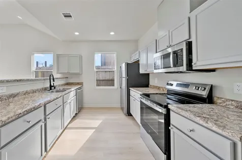4415 Castor Street Houston TX 77022