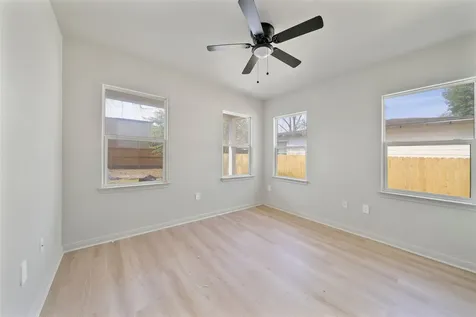 4415 Castor Street Houston TX 77022