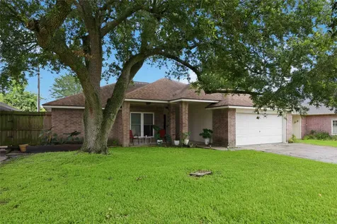 2118 Aberdeen Drive League City TX 77573