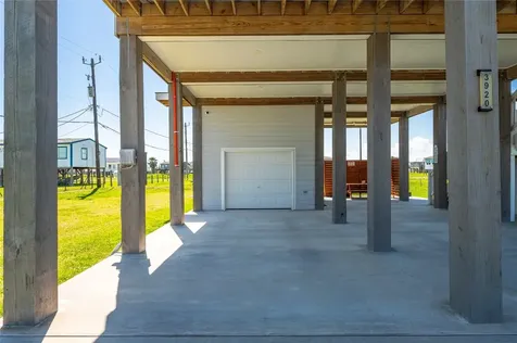3920 2nd Street Galveston TX 77554