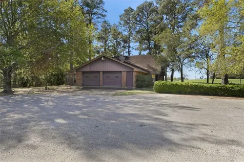 414 Giese Lane La Grange TX 78945