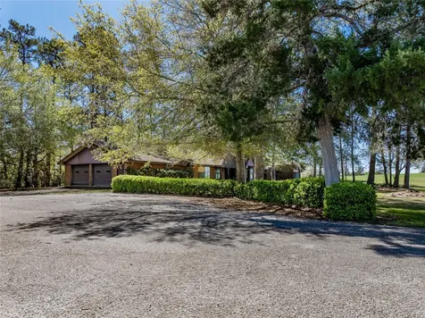 414 Giese Lane La Grange TX 78945