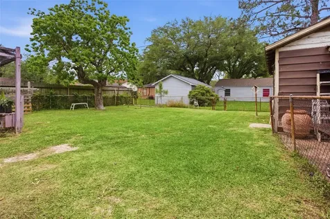 2106 6th Street Galena Park TX 77547