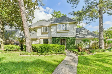 5602 Green Springs Drive Houston TX 77066