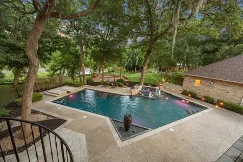 3023 River Forest Drive Richmond TX 77406
