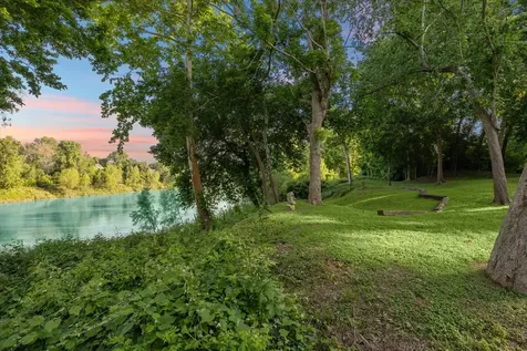 3023 River Forest Drive Richmond TX 77406