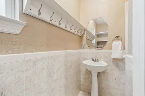 3023 River Forest Drive Richmond TX 77406