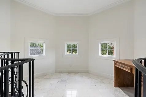 3844 Bellefontaine Street Houston TX 77025