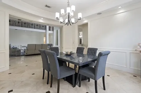 3844 Bellefontaine Street Houston TX 77025