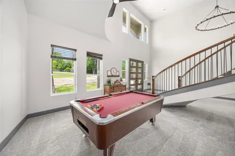 206 Elm Street Highlands TX 77562
