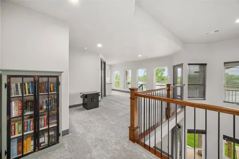 206 Elm Street Highlands TX 77562
