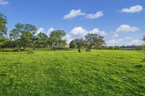 3515 County Road 36 Angleton TX 77515
