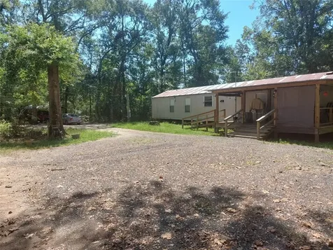 130 County Road 3291 Cleveland TX 77327