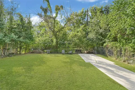 10526 Palestine Street Jacinto City TX 77029