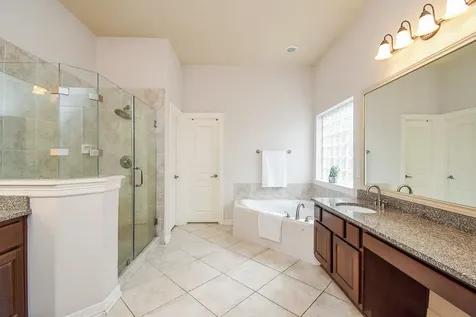 1619 Caledonia Trail Sugar Land TX 77479