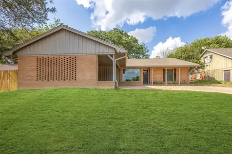 401 E Stone Street Brenham TX 77833