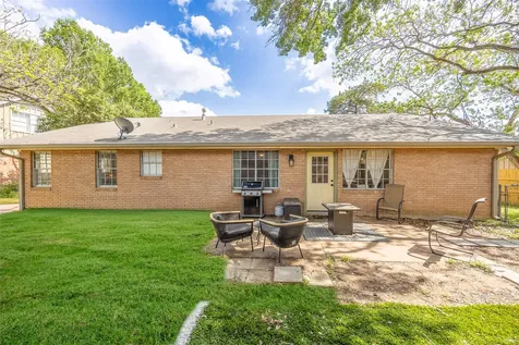 401 E Stone Street Brenham TX 77833
