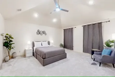 404 W 16th Street Houston TX 77008