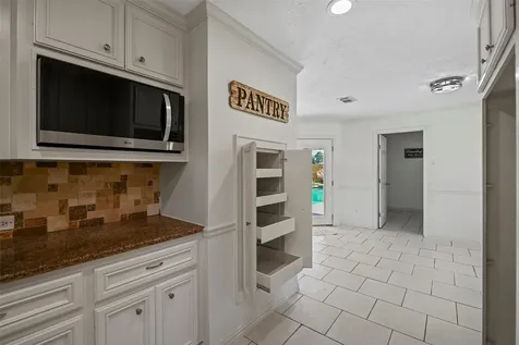 1907 Dellore Lane League City TX 77573
