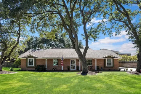 1907 Dellore Lane League City TX 77573