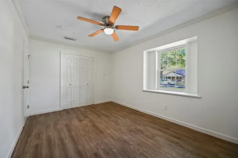 1907 Dellore Lane League City TX 77573