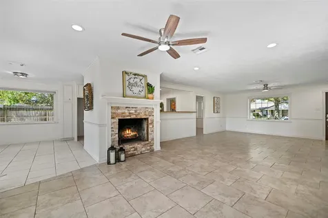 1907 Dellore Lane League City TX 77573