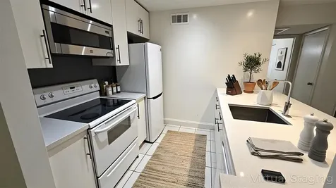 6601 Sands Point Drive 34 Houston TX 77074