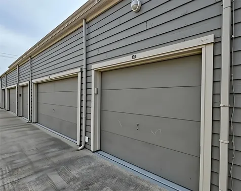6601 Sands Point Drive 34 Houston TX 77074