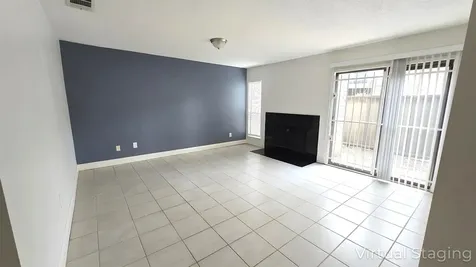 6601 Sands Point Drive 34 Houston TX 77074