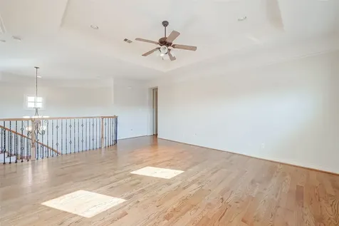 4623 Laurel Street Bellaire TX 77401