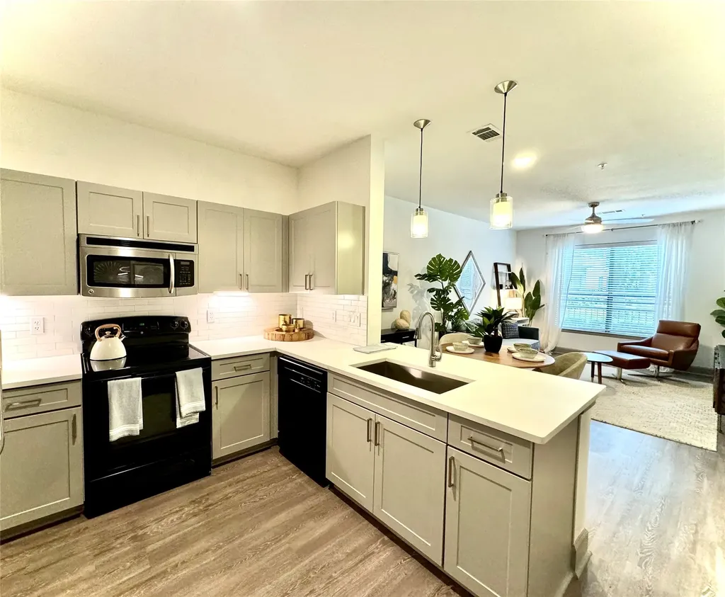 3333 Weslayan Street 1249 Houston TX 77027