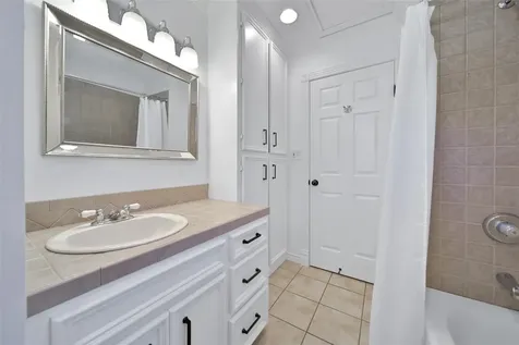 520 W 15th Street Houston TX 77008