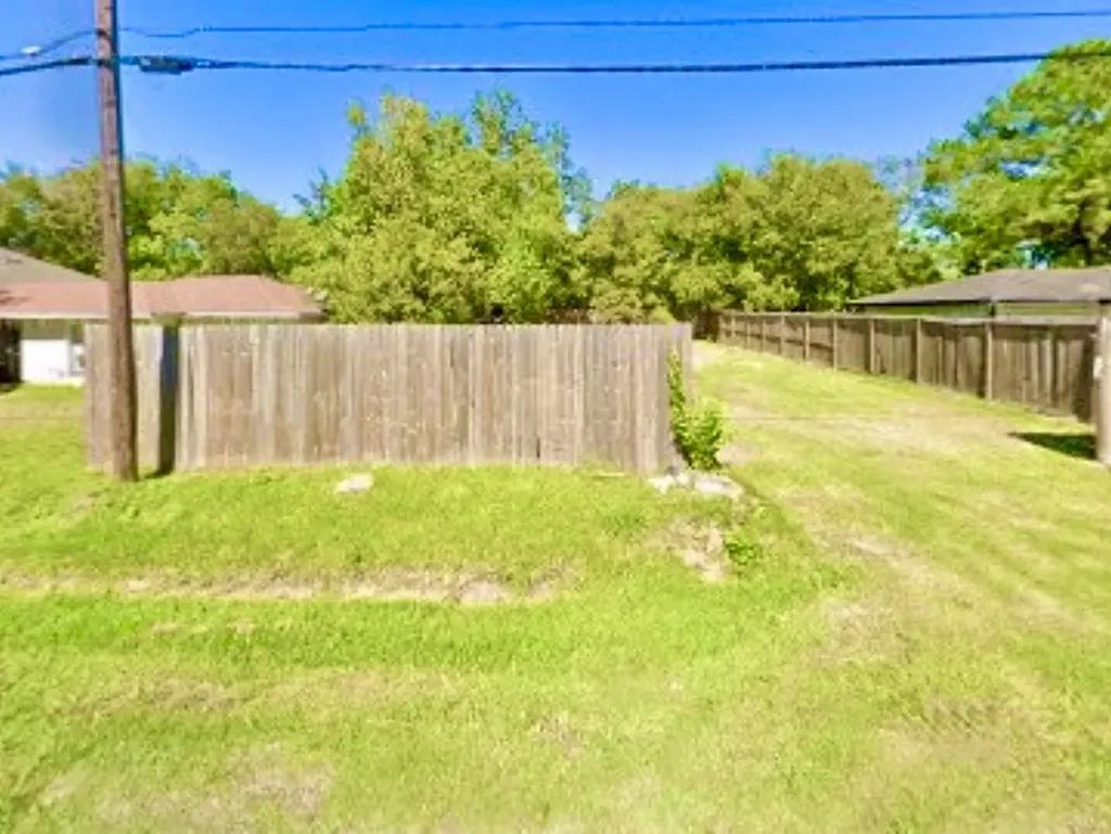 7987 Chateau Street Houston TX 77028