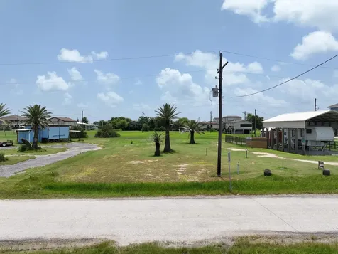 1308 Quarles Avenue Port Bolivar TX 77650