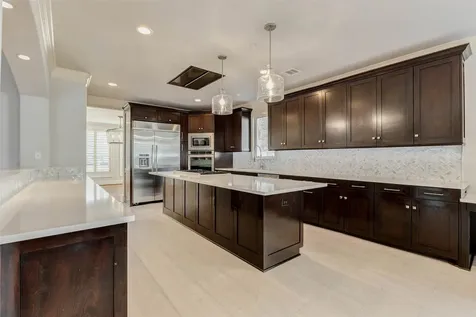 5410 Valerie Street Bellaire TX 77401