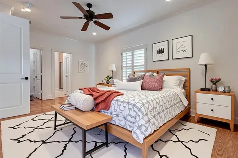 5410 Valerie Street Bellaire TX 77401