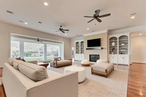 5410 Valerie Street Bellaire TX 77401