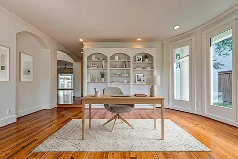 5410 Valerie Street Bellaire TX 77401