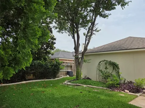 4306 Lakeside Meadow Drive Missouri City TX 77459