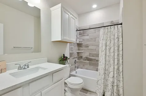 4105 Gregg Court College Station TX 77845