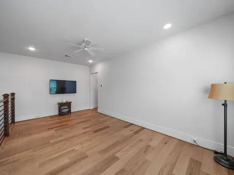 812 E 24th Street Houston TX 77009