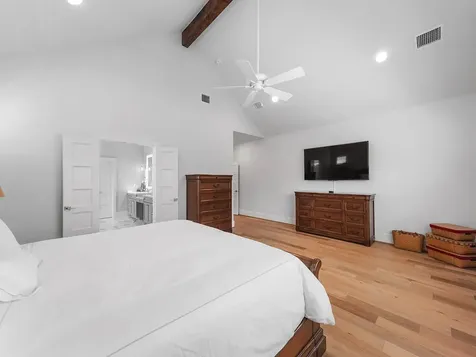 812 E 24th Street Houston TX 77009