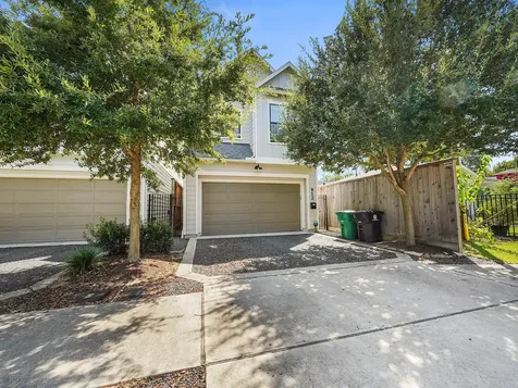 812 E 24th Street Houston TX 77009