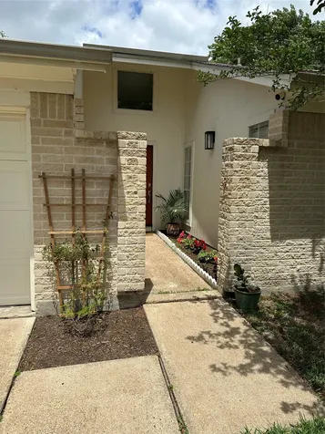 16007 Mill Point Drive Houston TX 77059